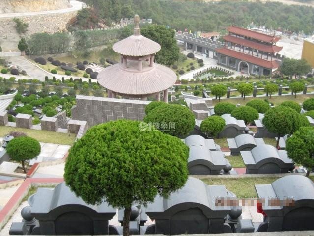 黄金山生态陵园回归大自然的安详